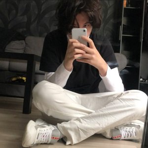 d1v (@d1vwv) 的头像