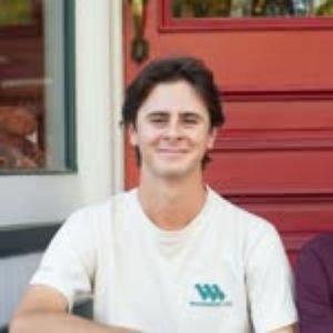 Evan Scott 的头像