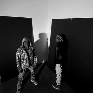 Kanye West & Playboi Carti 的头像