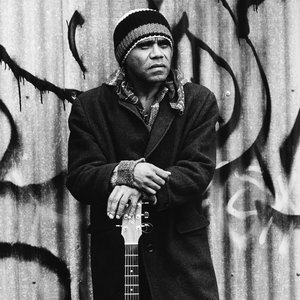 Archie Roach のアバター