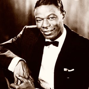 Nat King Cole With Nellie Lutcher 的头像