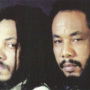 Stewart Brothers 的头像