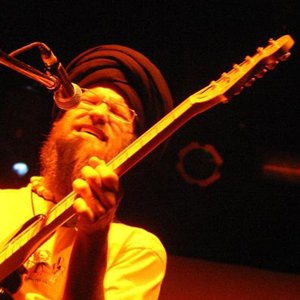 “Groundation feat. Don Carlos & The Congos”的封面