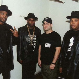 Run-D.M.C. vs. Jason Nevins 的头像