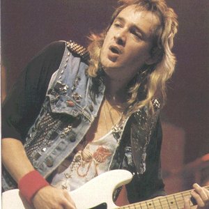 Avatar de adrian smith and project