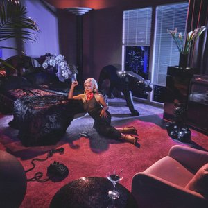 Starfucker Deluxxxe