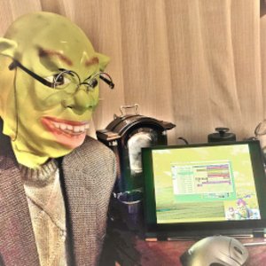 Grandpa Shrek 的头像