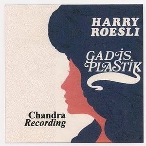 Gadis Plastik