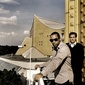 Carl Craig & Moritz von Oswald のアバター