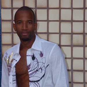 Jomo Bain 的头像