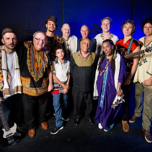 “Mulatu Astatke & Black Jesus Experience”的封面