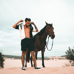 Sam Crook 的头像