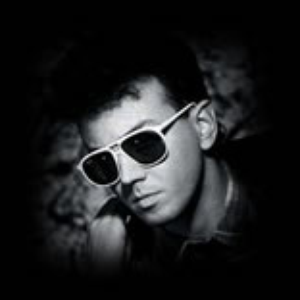 Enrico Ruggeri photo provided by Last.fm