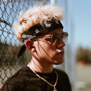 Aka7even 的头像