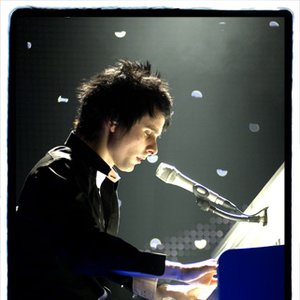Matthew Bellamy Profile Picture