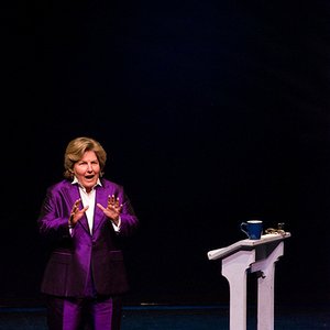 Sandi Toksvig のアバター