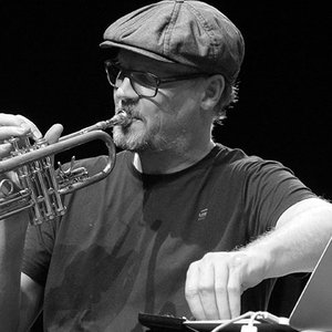 Peter Knight のアバター