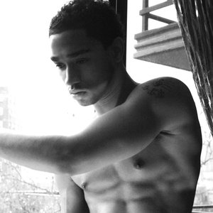 isaiah smith 的头像