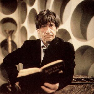 Patrick Troughton 的头像