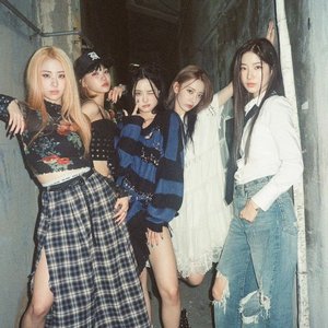 LE SSERAFIM (르세라핌) 'ANTIFRAGILE' OFFICIAL M 的头像