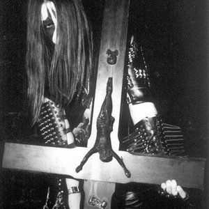 Enthroned 的头像
