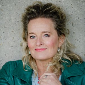 Martine Sandifort 的头像