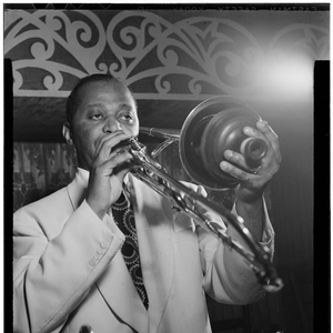 Wilbur de Paris photo provided by Last.fm