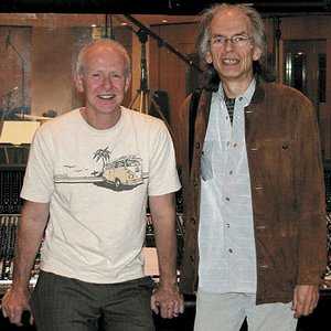 Avatar for Steve Howe & Paul Sutin