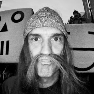 Ronnie Le Tekrø 的头像