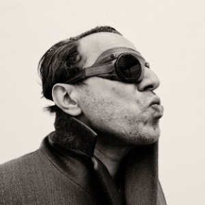 Edgar Tones And The Su'sis 的头像