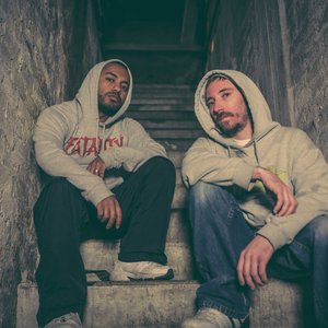 Avatar for uMaNg & Linus Stubbs