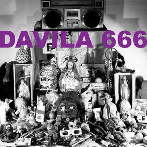 “Dávila 666”的封面