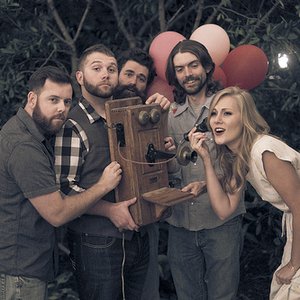 Nora Jane Struthers & The Party Line 的头像
