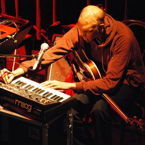 Shahzad Ismaily 的头像