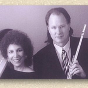 Susan Mazer & Dallas Smith 的头像