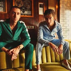 The Last Shadow Puppets [feat. Alex Turner & Miles Kane] 的头像