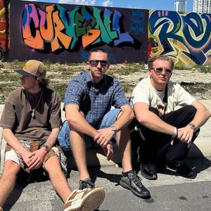 Max Dean, Luke Dean & Locky 的头像