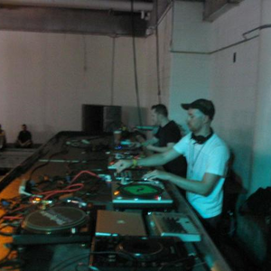 Eco Tourist photo provided by Last.fm