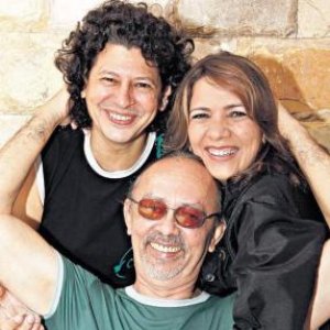 Avatar de Lucinha Bastos, Mahrco Monteiro e Nilson Chaves