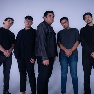 Akta 的头像