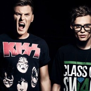 Cosmo & Скоробогатый 的头像