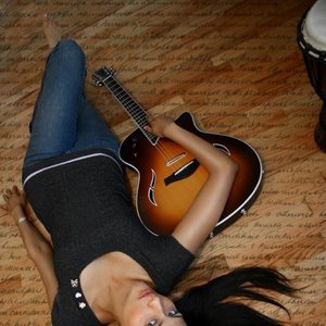 Tinsel Korey 的头像