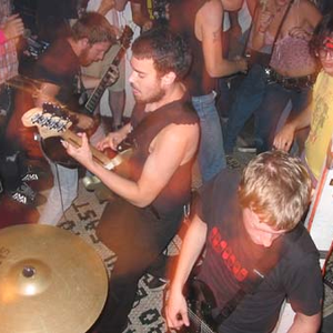 Light the Fuse and Run photo provided by Last.fm