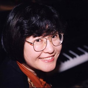 Chen Yi için avatar