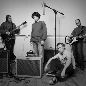 https://lastfm.freetls.fastly.net/i/u/300x300/d5a4...