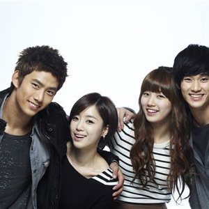 Avatar för 택연, 우영, 수지, 김수현, JOO