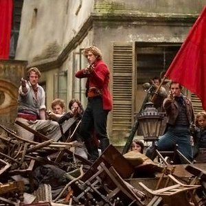 Avatar di Aaron Tveit, Eddie Redmayne, Russell Crowe, Students & Les Misérables Cast