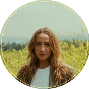 Cathryn Lovett 的头像