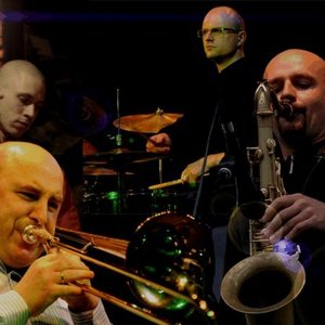 Adam Pieronczyk Quartet 的头像
