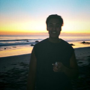 Adam Acosta 的头像